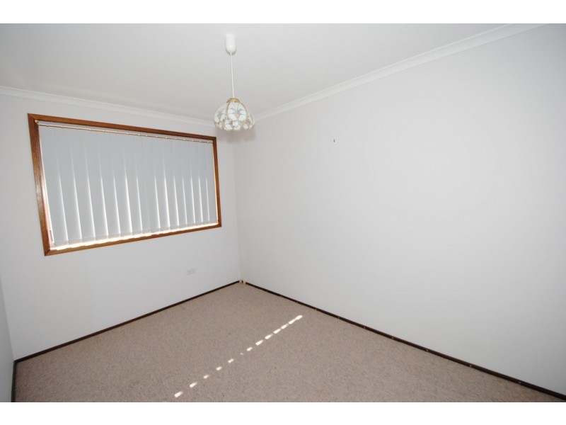 70 Suncrest Avenue, Sussex Inlet NSW 2540