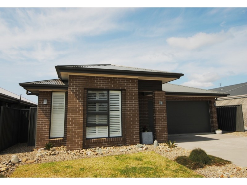 16 Seagrass Avenue, Vincentia NSW 2540