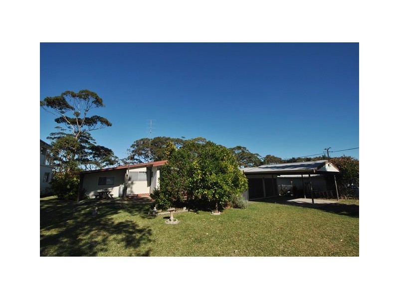 16 Greville Avenue, Sanctuary Point NSW 2540