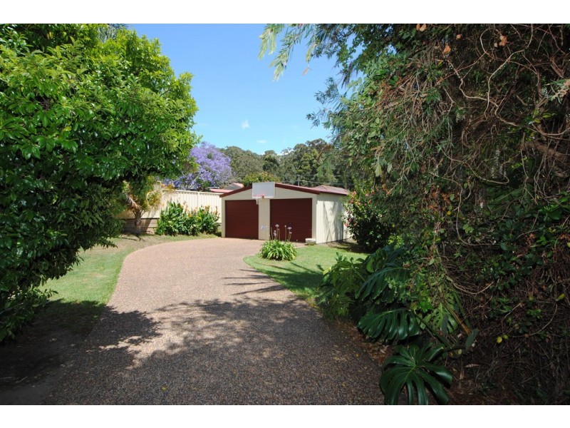 13 Tibbles Avenue, Old Erowal Bay NSW 2540