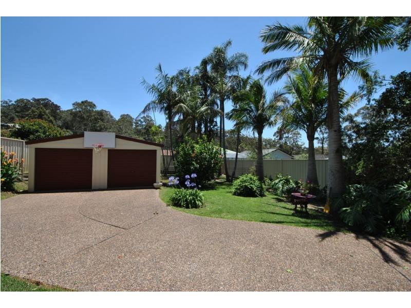 13 Tibbles Avenue, Old Erowal Bay NSW 2540
