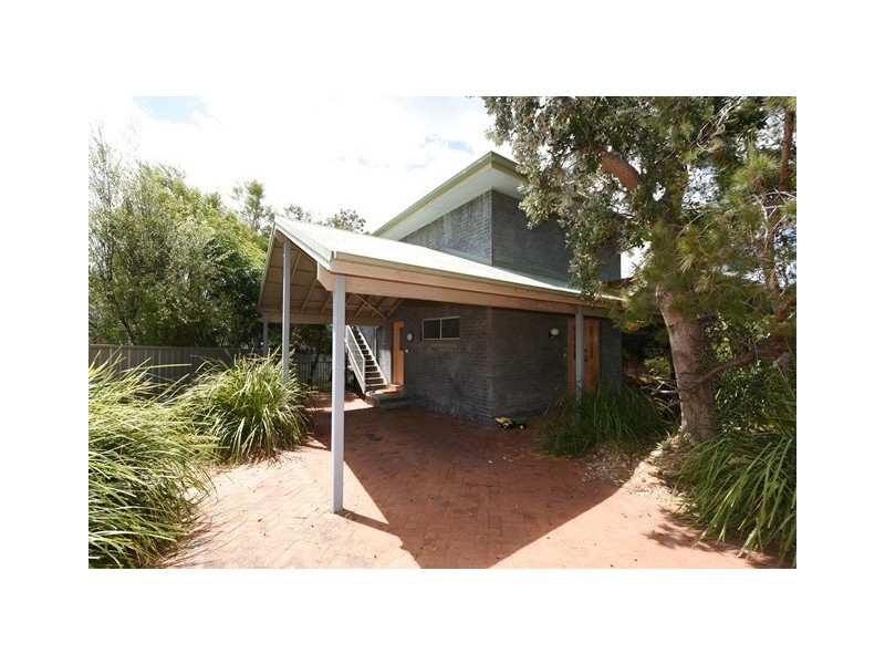 2a Lambs Crescent, Vincentia NSW 2540
