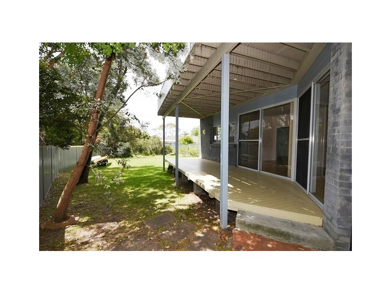 2a Lambs Crescent, Vincentia NSW 2540