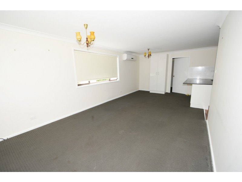 8 Goldsmith Road, Sussex Inlet NSW 2540