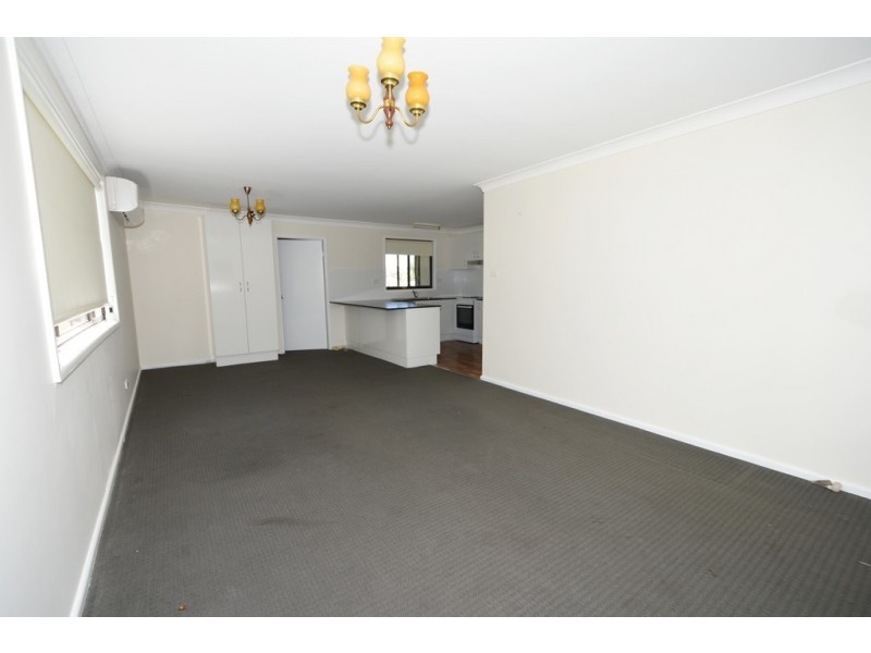 8 Goldsmith Road, Sussex Inlet NSW 2540