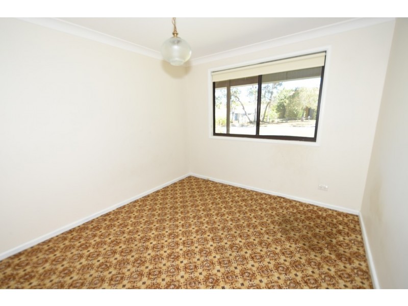 8 Goldsmith Road, Sussex Inlet NSW 2540