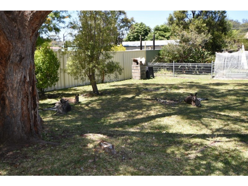 8 Goldsmith Road, Sussex Inlet NSW 2540