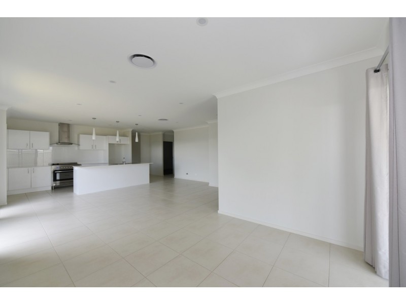 38 Seagrass Avenue, Vincentia NSW 2540