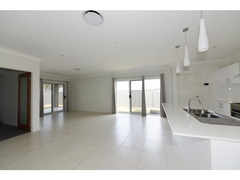 38 Seagrass Avenue, Vincentia NSW 2540