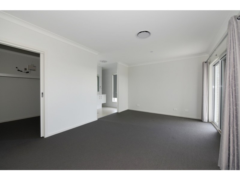 38 Seagrass Avenue, Vincentia NSW 2540