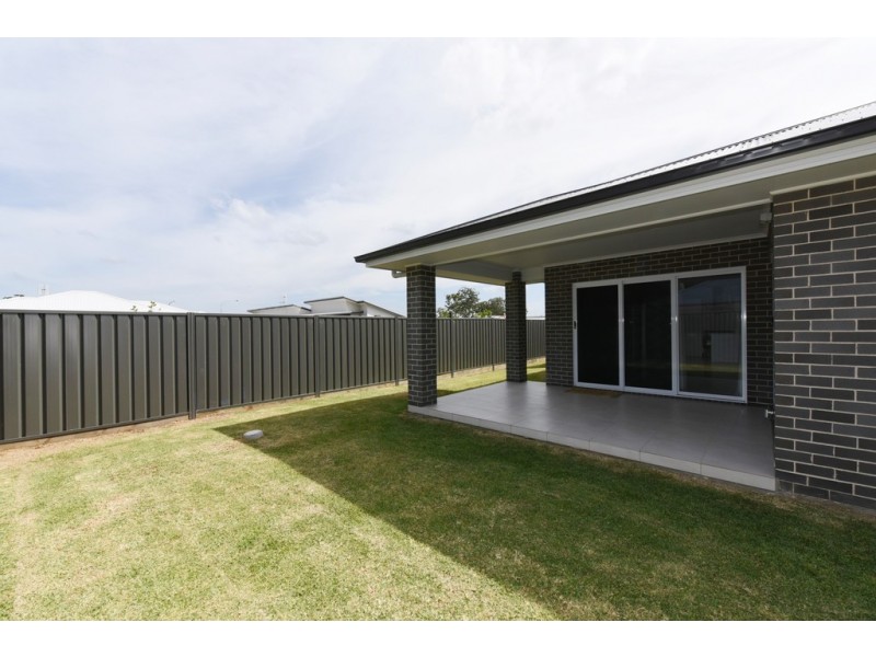 38 Seagrass Avenue, Vincentia NSW 2540