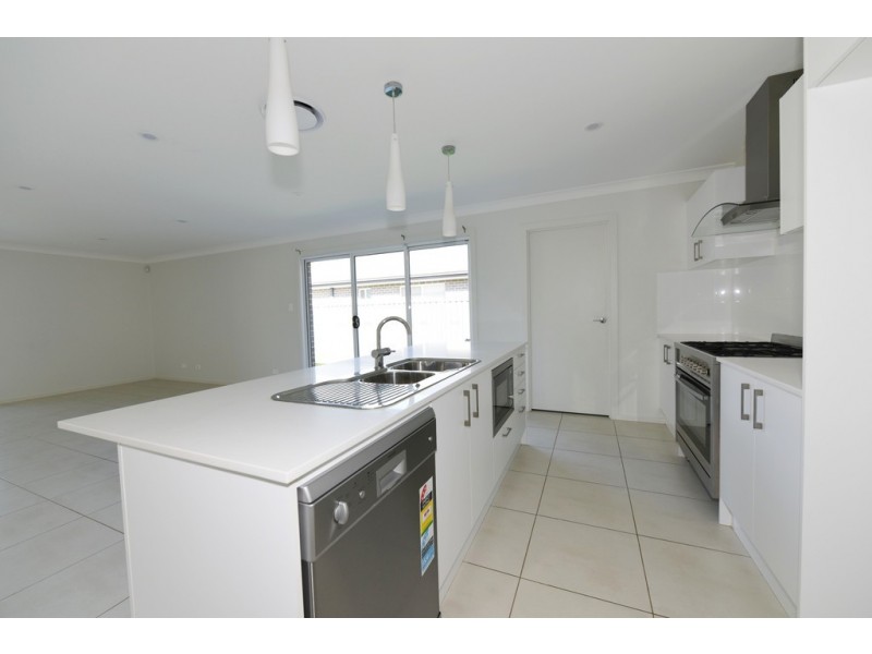 42 Seagrass Avenue, Vincentia NSW 2540