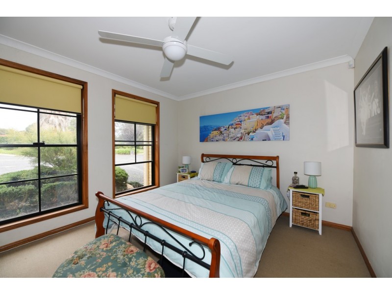 6 Wandean Road, Wandandian NSW 2540