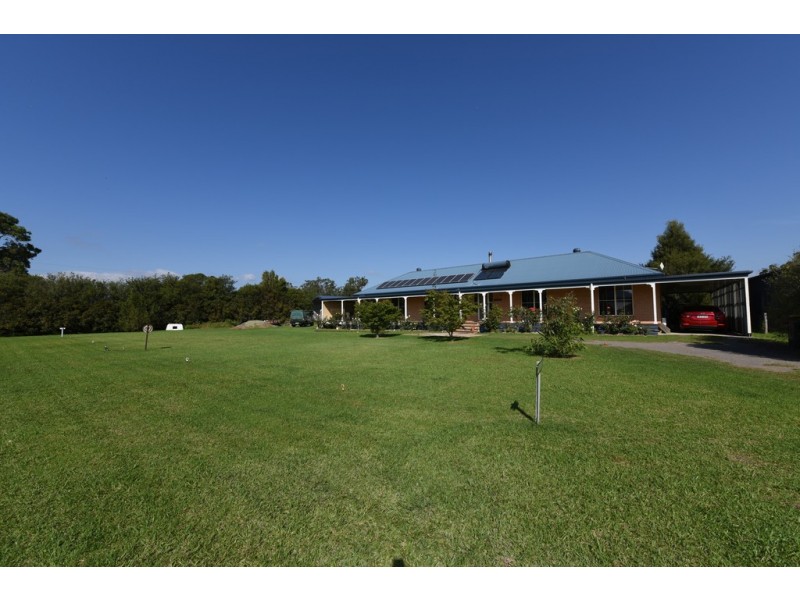 16 Dalton Place, Wandandian NSW 2540