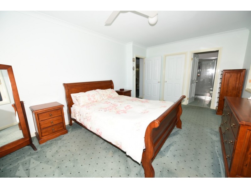 16 Dalton Place, Wandandian NSW 2540