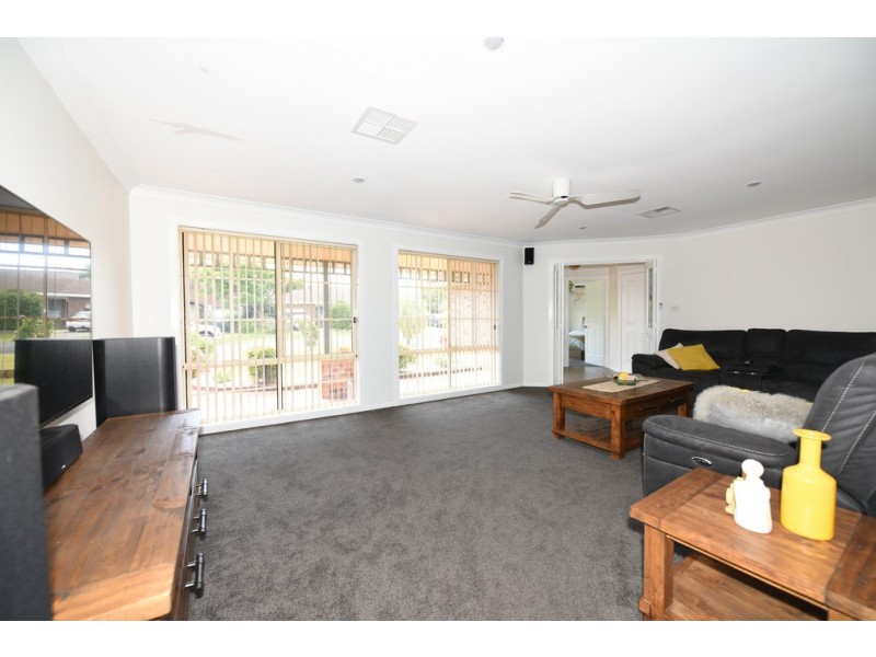 35 Auster Crescent, Sanctuary Point NSW 2540