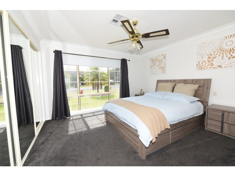 35 Auster Crescent, Sanctuary Point NSW 2540