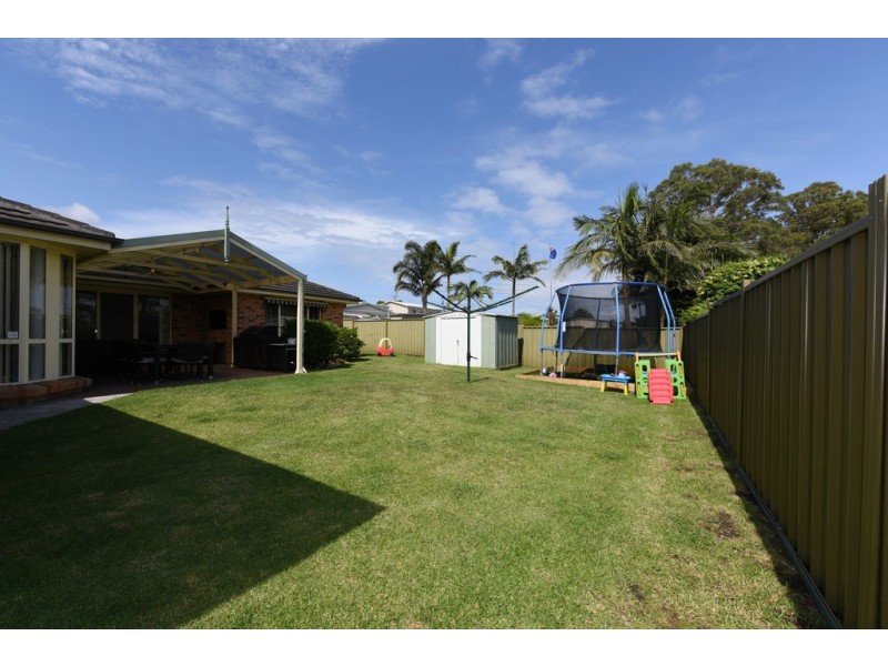 35 Auster Crescent, Sanctuary Point NSW 2540