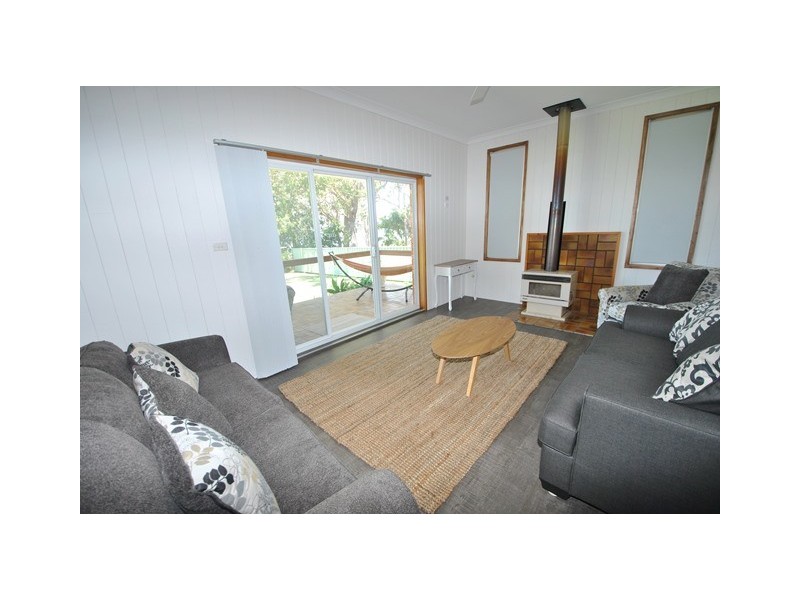 21 St Georges Road, St Georges Basin NSW 2540