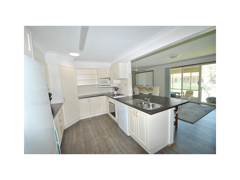 21 St Georges Road, St Georges Basin NSW 2540