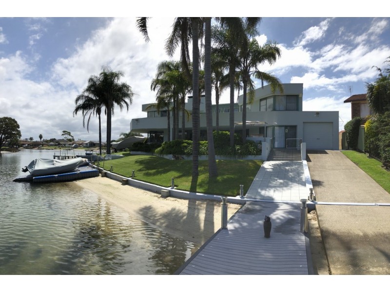 12 Dotterel Place, Sussex Inlet NSW 2540