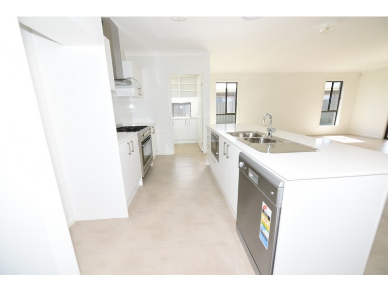 46 Seagrass Avenue, Vincentia NSW 2540