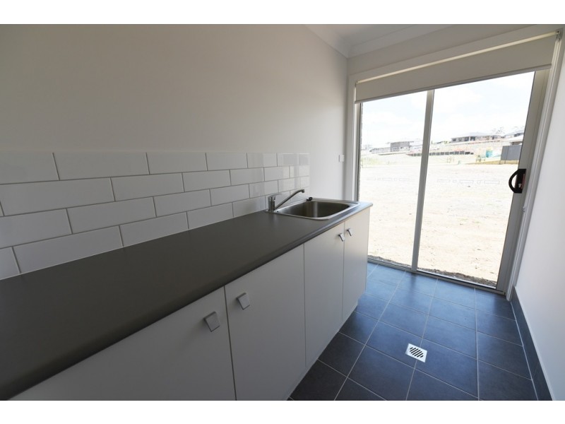 15 Turnstone Vista, South Nowra NSW 2541