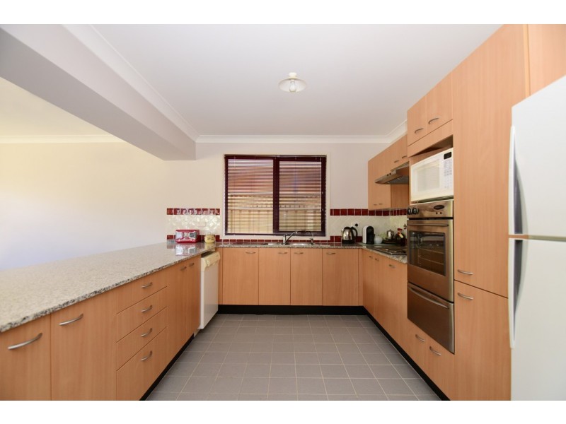 21 Lambs Crescent, Vincentia NSW 2540