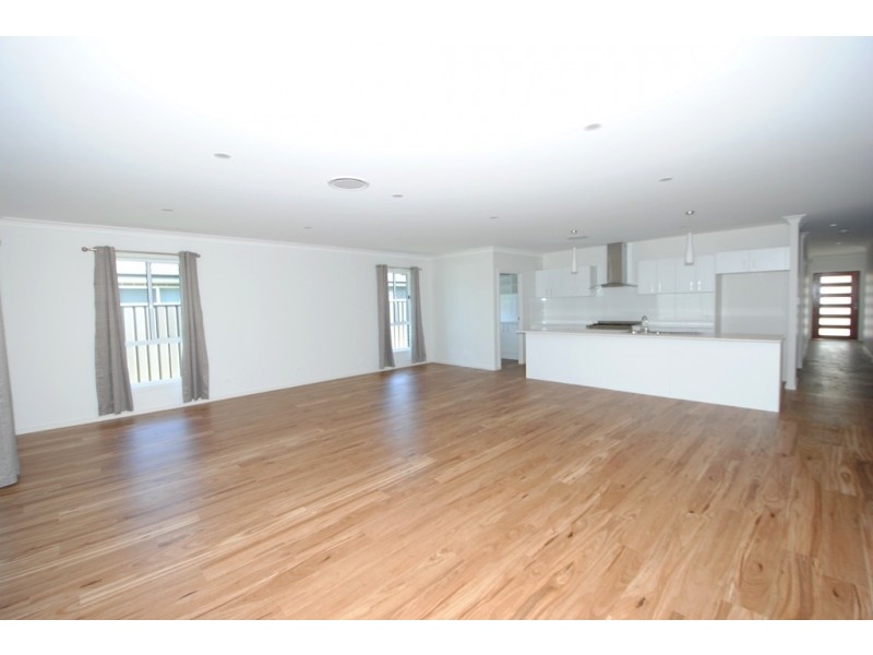 40 Seagrass Avenue, Vincentia NSW 2540