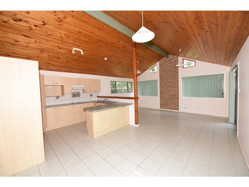 16 Nulla Place, St Georges Basin NSW 2540