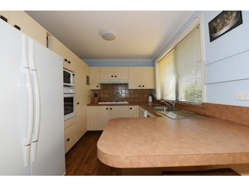 25 Surfway Ave, Berrara NSW 2540