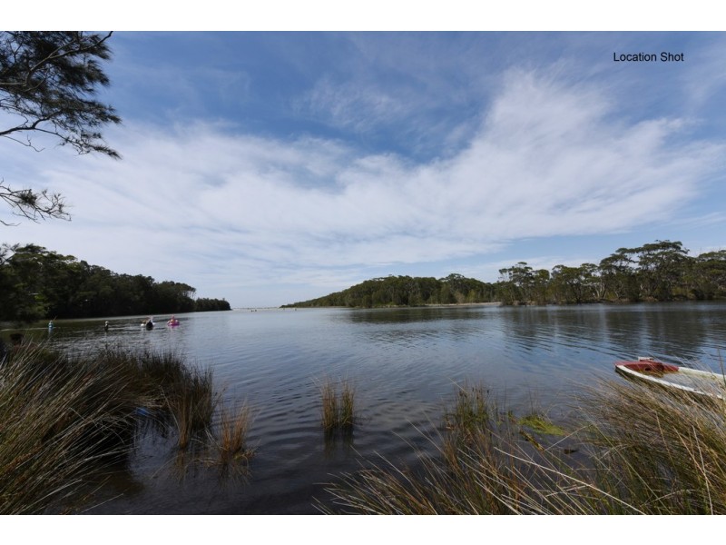 25 Surfway Ave, Berrara NSW 2540