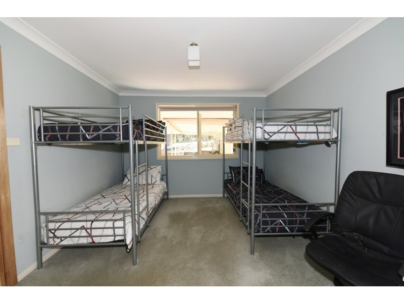 73 Suncrest Avenue, Sussex Inlet NSW 2540