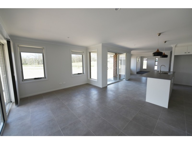 15 Turnstone Vista, South Nowra NSW 2541