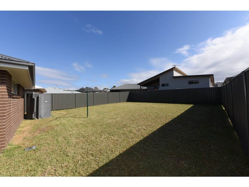 15 Turnstone Vista, South Nowra NSW 2541