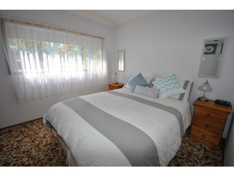 8 Bayswater Street, Vincentia NSW 2540