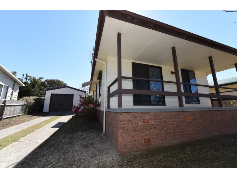 84 Suncrest Avenue, Sussex Inlet NSW 2540