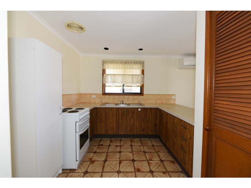 84 Suncrest Avenue, Sussex Inlet NSW 2540