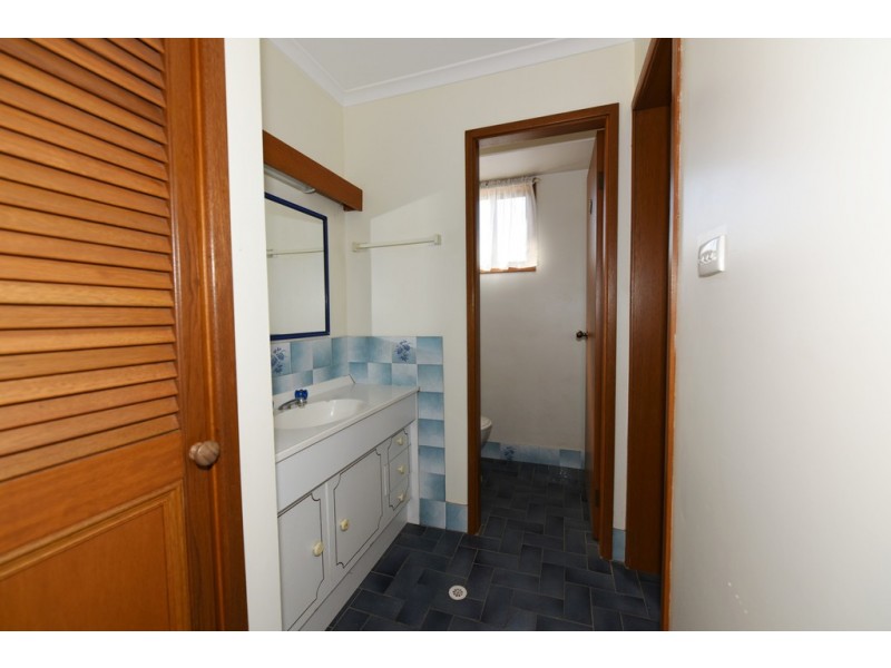 84 Suncrest Avenue, Sussex Inlet NSW 2540