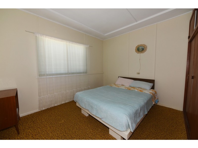 284 Elizabeth Drive, Vincentia NSW 2540