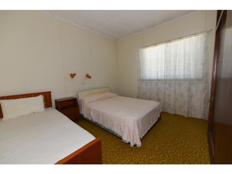 284 Elizabeth Drive, Vincentia NSW 2540