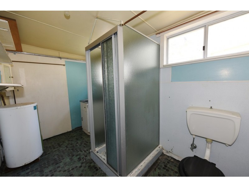 284 Elizabeth Drive, Vincentia NSW 2540