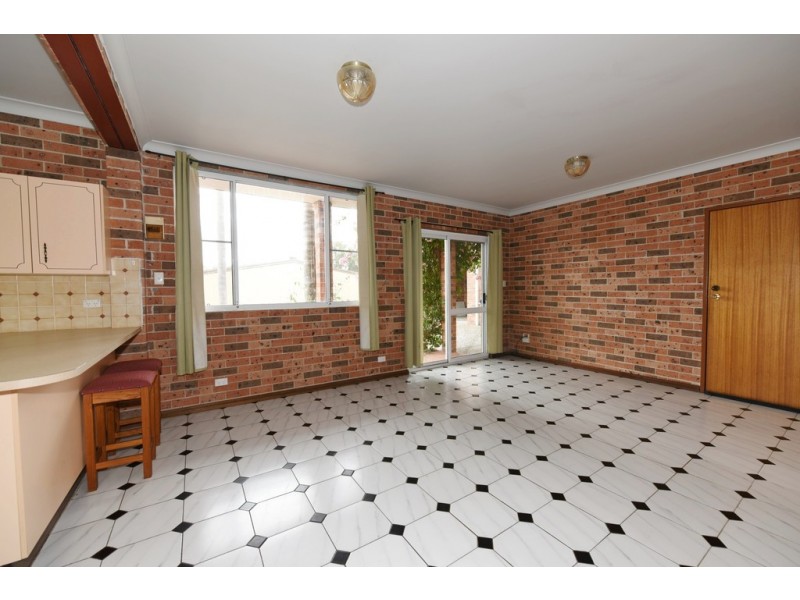 1/1 Second Avenue, Erowal Bay NSW 2540