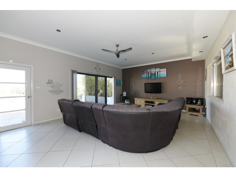 23 Tasman Road, St Georges Basin NSW 2540