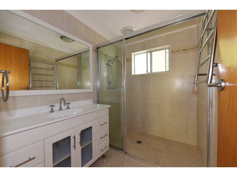 25 Waldegrave Crescent, Vincentia NSW 2540