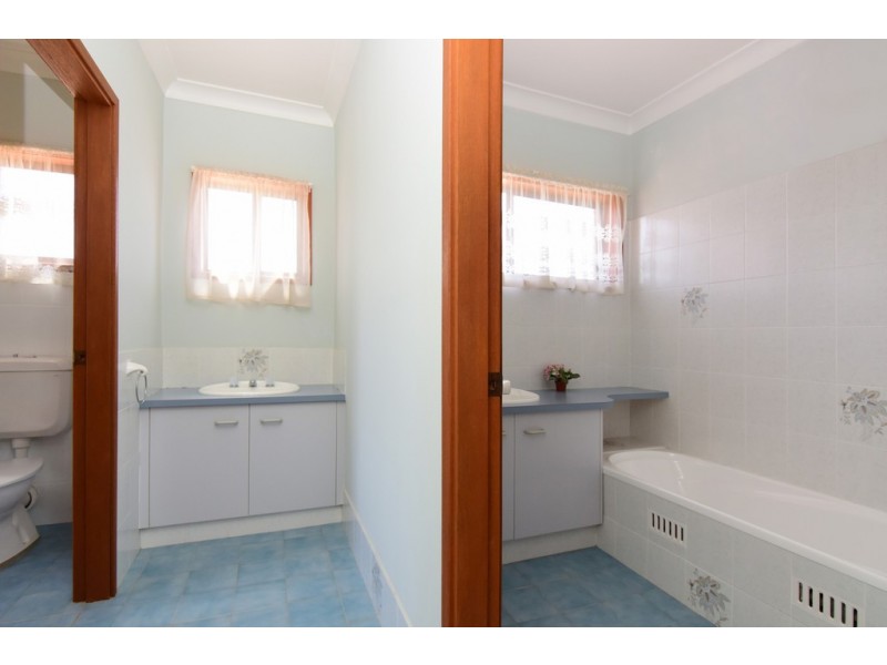 32 Thora Street, Sussex Inlet NSW 2540