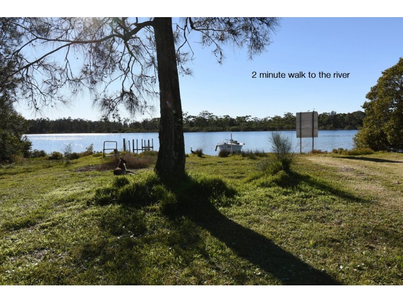 102 River Road, Sussex Inlet NSW 2540