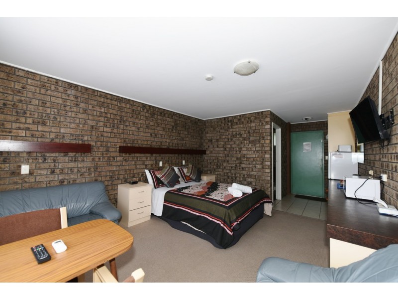 190 Jacobs Drive, Sussex Inlet NSW 2540