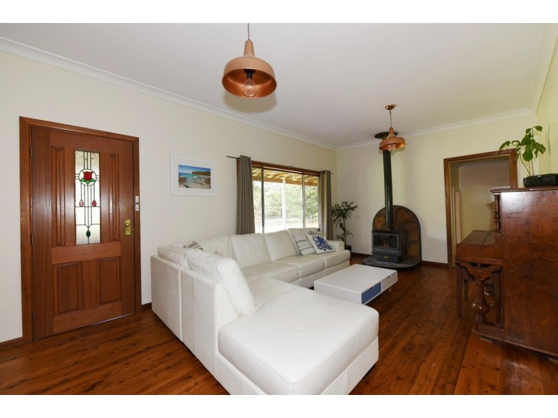 11 Hawken Road, Tomerong NSW 2540