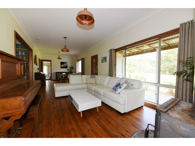 11 Hawken Road, Tomerong NSW 2540